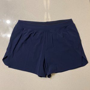Outdoor Voices M LightSpeed shorts 4"